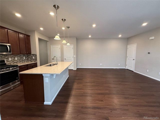 9327 E 60th Ave, Denver, CO 80238