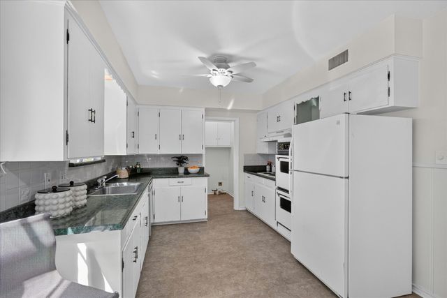 7148 Walling Lane, Dallas, TX 75231