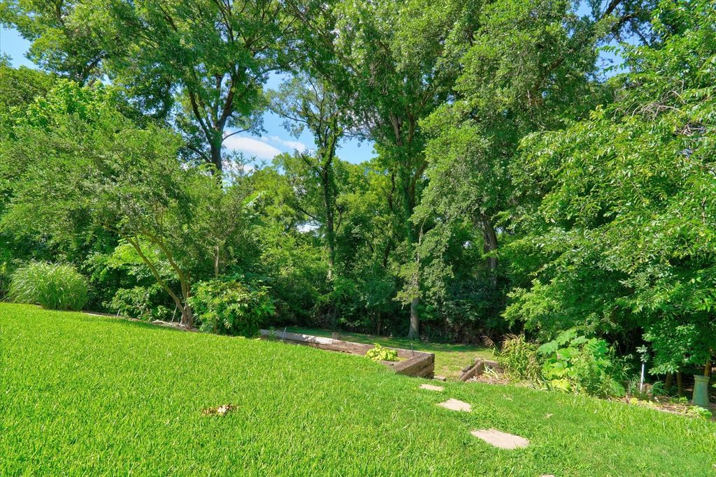 7148 Walling Lane, Dallas, TX 75231