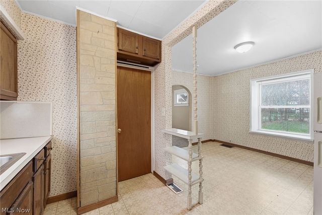 1887 Ritzman Court, Akron, OH 44314