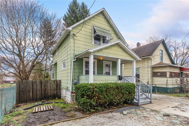 1887 Ritzman Court, Akron, OH 44314