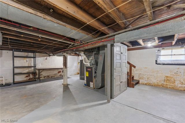 1887 Ritzman Court, Akron, OH 44314