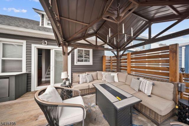 22 William St, North Arlington Boro, NJ 07031