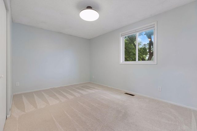 1888 Walnut Street, Saint Paul, MN 55113