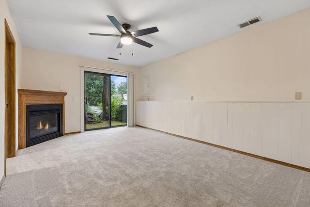 1888 Walnut Street, Saint Paul, MN 55113