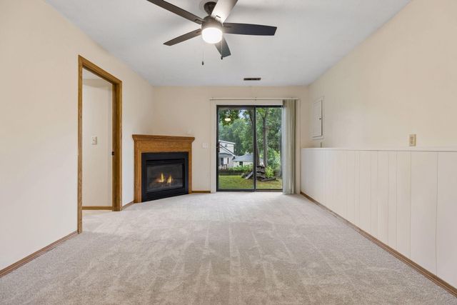 1888 Walnut Street, Saint Paul, MN 55113