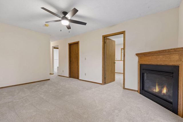 1888 Walnut Street, Saint Paul, MN 55113