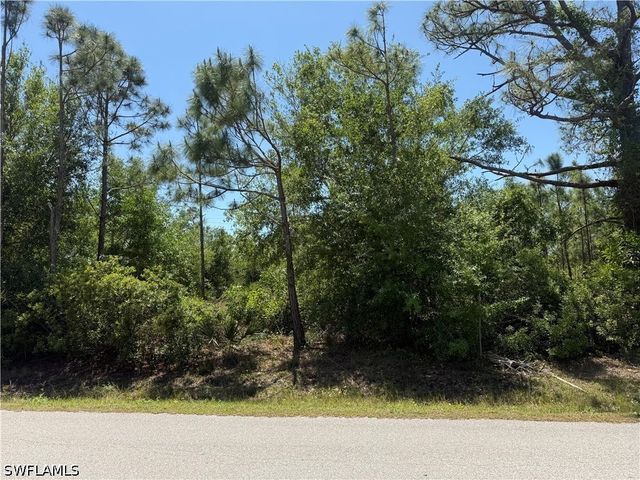 11479 5th AVE, Punta Gorda, FL 33955