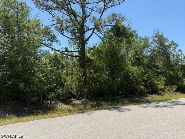 11479 5th AVE, Punta Gorda, FL 33955
