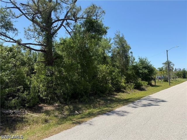11479 5th AVE, Punta Gorda, FL 33955