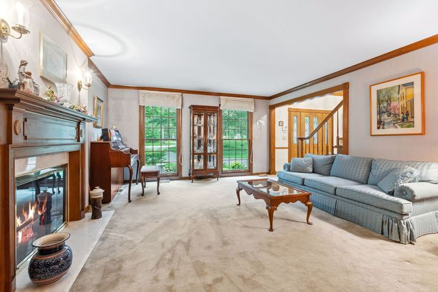 5 Heath Way, South Barrington, IL 60010