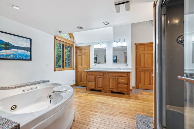 5 Heath Way, South Barrington, IL 60010