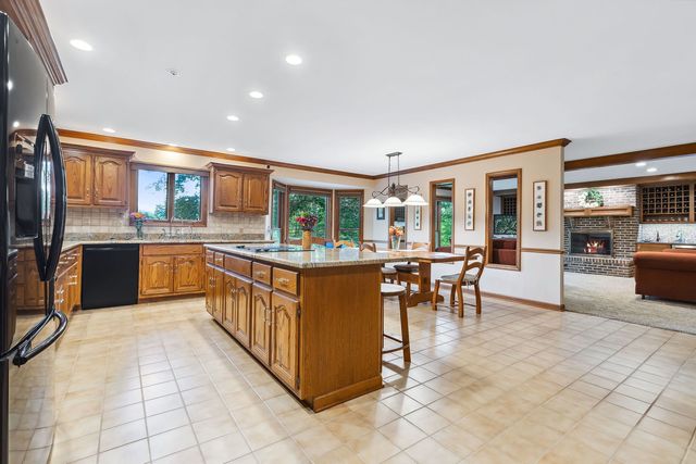 5 Heath Way, South Barrington, IL 60010