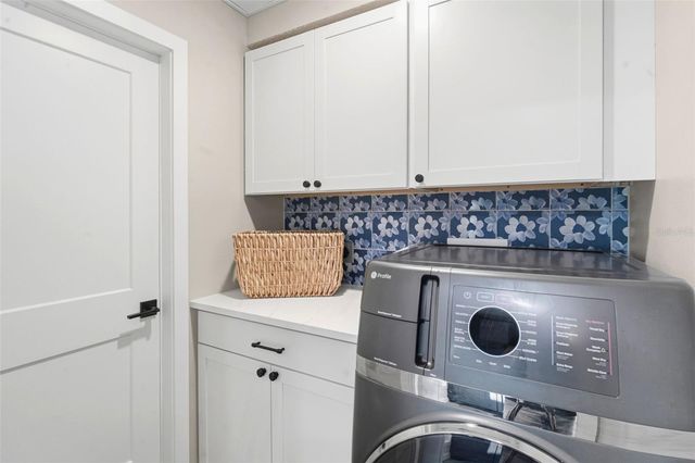 2046 DALTON AVENUE, Deltona, FL 32725