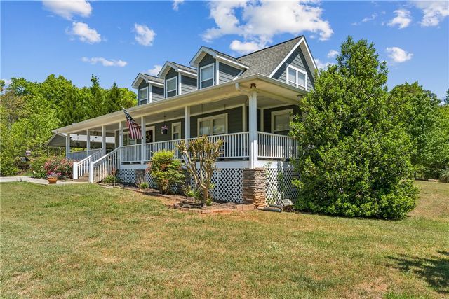 189 Little Choestoea Road, Westminster, SC 29693