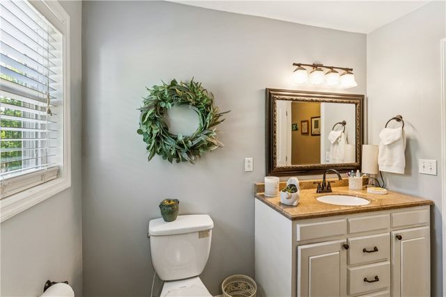 189 Little Choestoea Road, Westminster, SC 29693