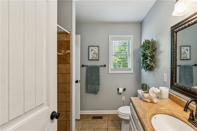 189 Little Choestoea Road, Westminster, SC 29693