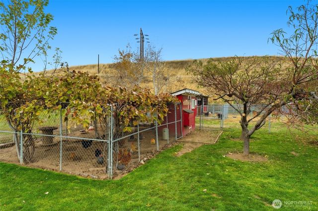 54 Baldwin Road, Walla Walla, WA 99362