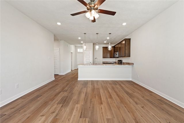 4791 Holm Oak Road, Bryan, TX 77845