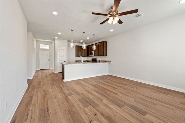 4791 Holm Oak Road, Bryan, TX 77845