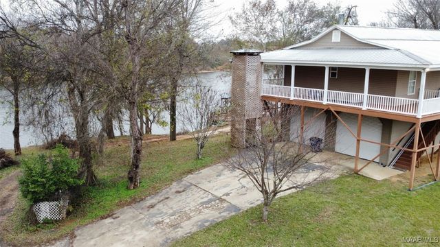 2800 Alabama River Parkway, Millbrook, AL 36054