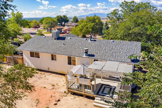 4032 Valley Dr # B, Pueblo, CO 81008