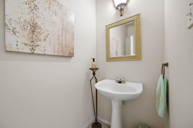 703 Sage CT, Pflugerville, TX 78660