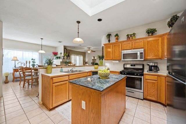 703 Sage CT, Pflugerville, TX 78660