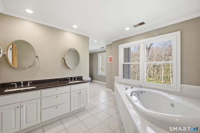 14 Joshua Lane, Coventry, CT 06238
