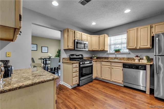4100 Stonegate, Amherst, NY 14221