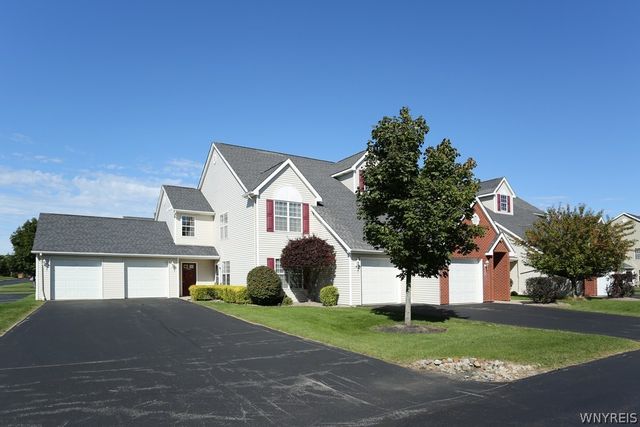 4100 Stonegate, Amherst, NY 14221