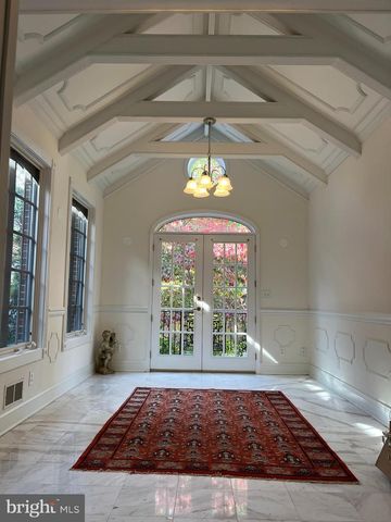 8904 GRANT ST, Bethesda, MD 20817