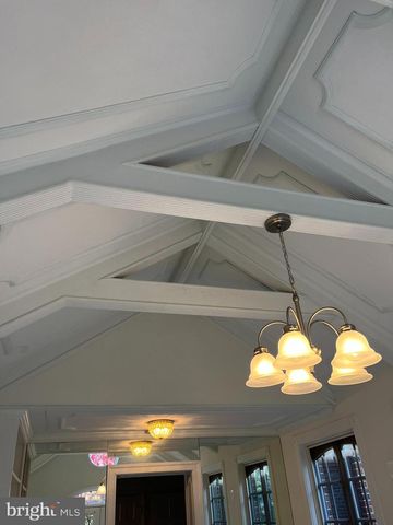 8904 GRANT ST, Bethesda, MD 20817