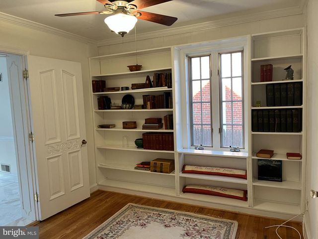 8904 GRANT ST, Bethesda, MD 20817