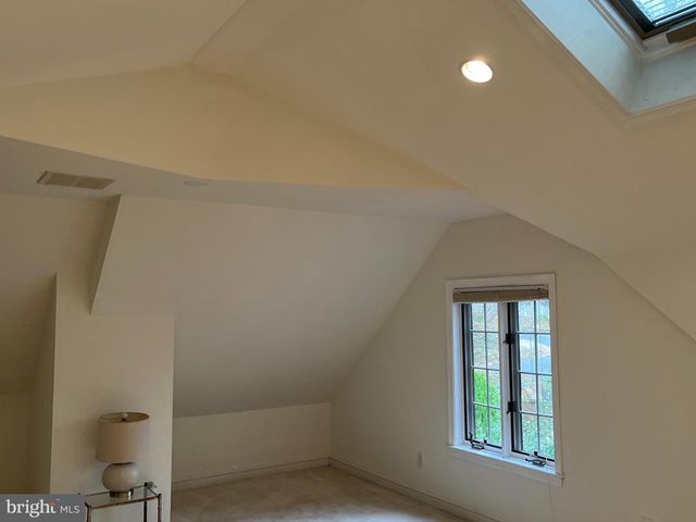 8904 GRANT ST, Bethesda, MD 20817