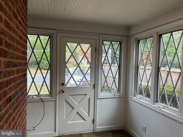 8904 GRANT ST, Bethesda, MD 20817