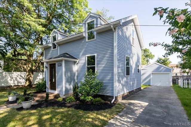 132 Killewald Avenue, Tonawanda, NY 14150