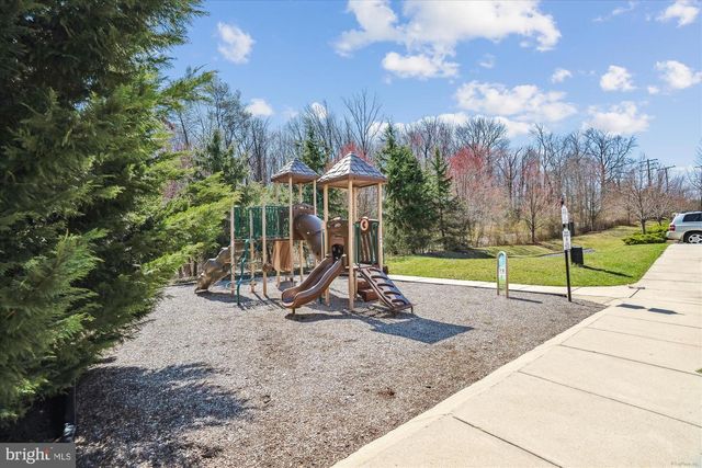 2727 AMBER CREST RD, Hanover, MD 21076