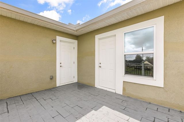 458 LAKE SHORE PARKWAY, Davenport, FL 33896
