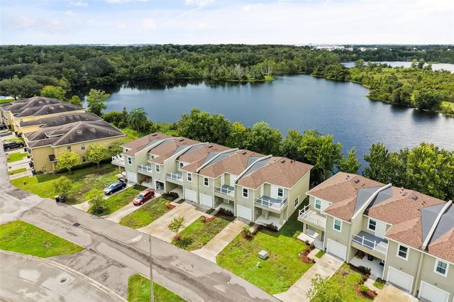 458 LAKE SHORE PARKWAY, Davenport, FL 33896