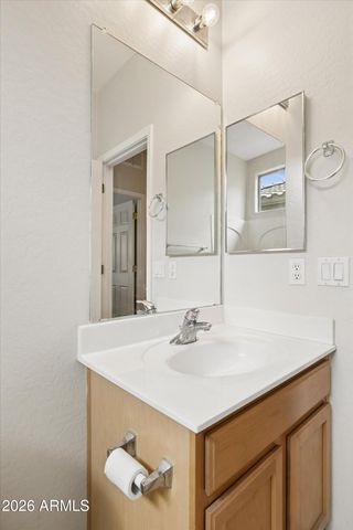 4323 W T RYAN Lane, Laveen, AZ 85339