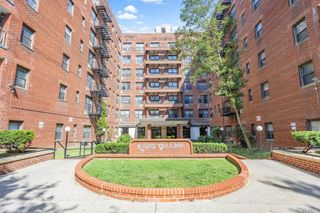 1165 E 54th 4R, Brooklyn, NY 11234