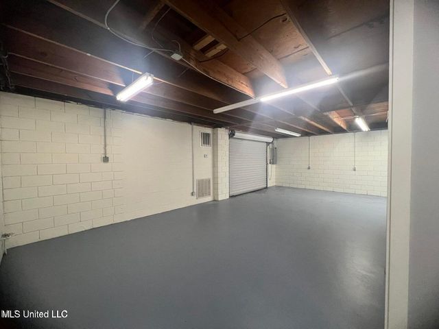 1524 Pass Road, A, Gulfport, MS 39501
