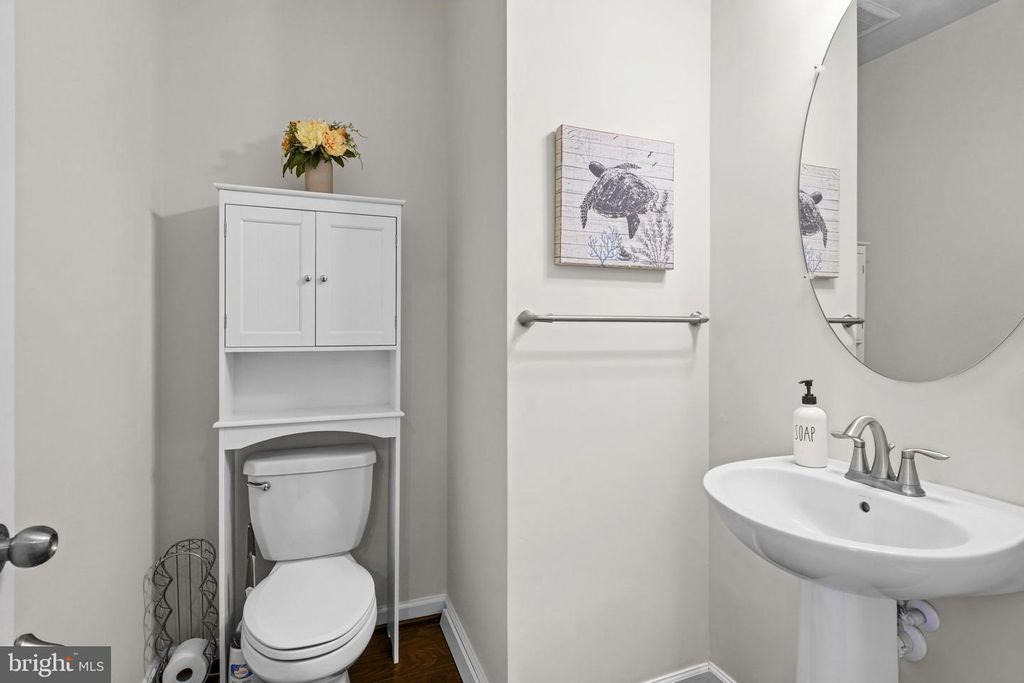 Image 11 of property listing at 5412 SPOTSWOOD PL, White Plains, MD 20695
