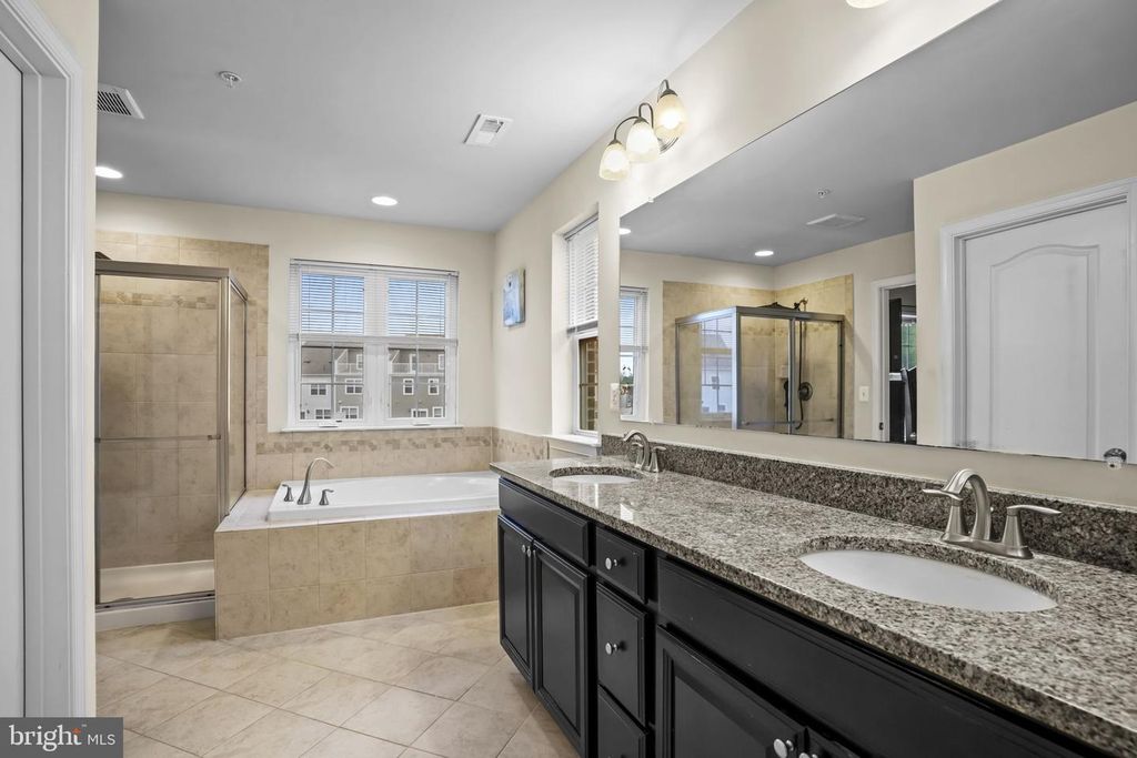 Image 12 of property listing at 5412 SPOTSWOOD PL, White Plains, MD 20695