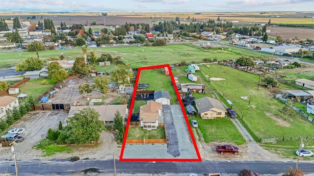 966 Elma St, Hickman, CA 95323