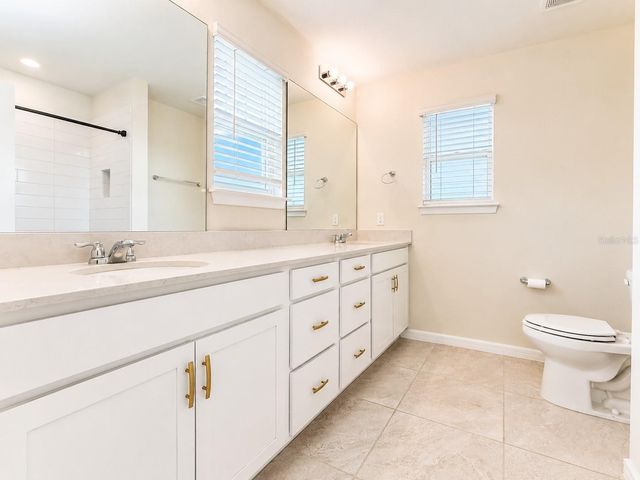 2092 CROSS PRAIRIE PARKWAY, Kissimmee, FL 34744