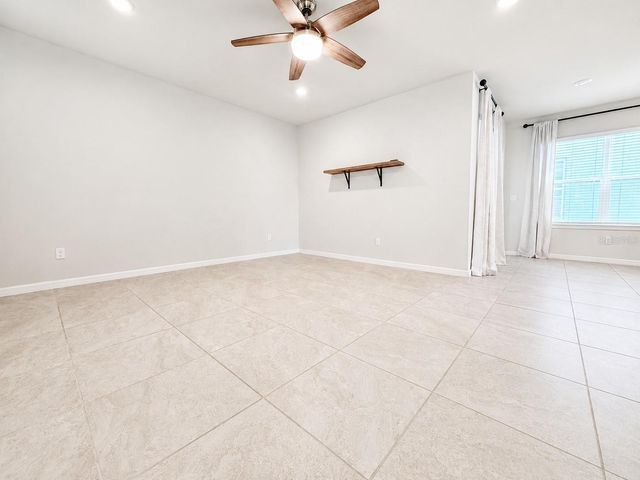 2092 CROSS PRAIRIE PARKWAY, Kissimmee, FL 34744