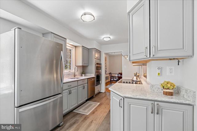 4716 SUNFLOWER DR, Rockville, MD 20853