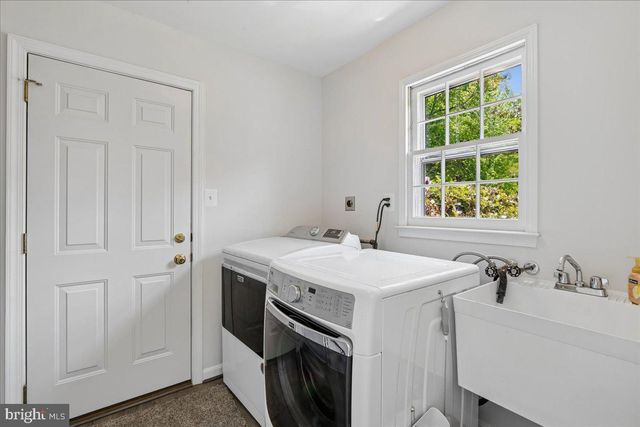 4716 SUNFLOWER DR, Rockville, MD 20853